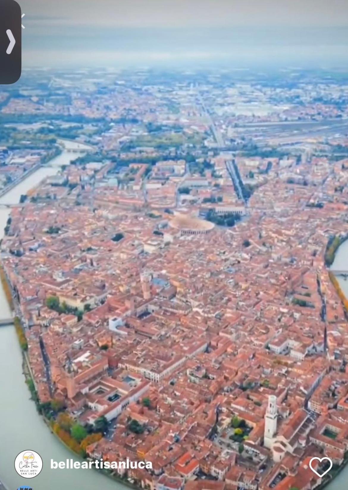 ホテル Notti Sull'Adige ヴェローナ エクステリア 写真